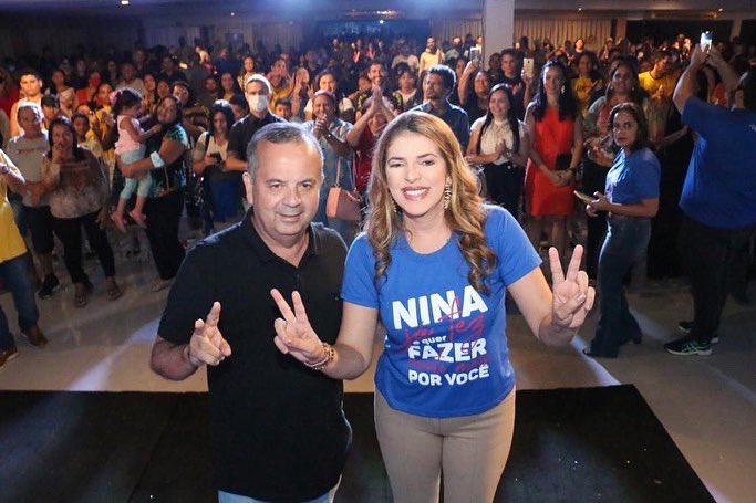 Vereadora Nina reúne multidão e anuncia apoio a Rogério, Paulinho e Adjuto