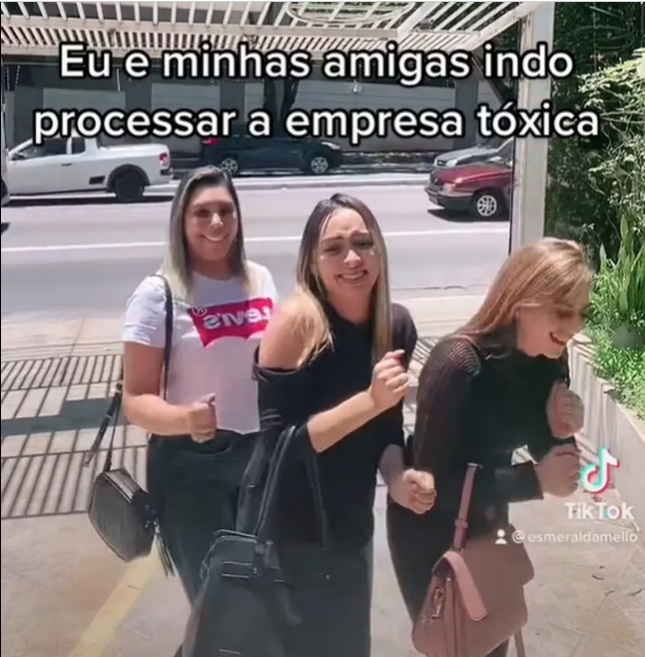 Mulher dança no TikTok para comemorar processo trabalhista e acaba perdendo indenização