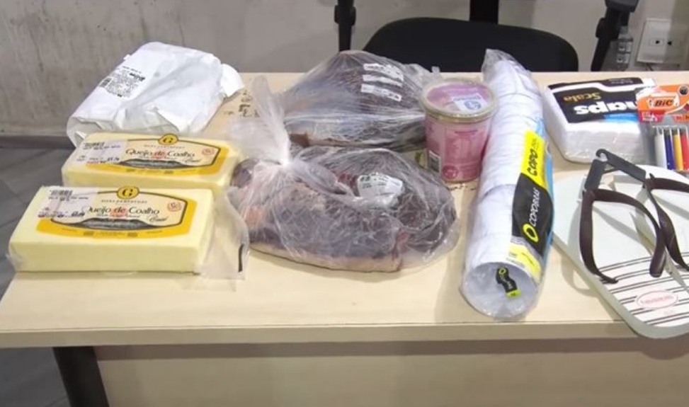 Homem é preso ao tentar furtar carnes e outros produtos de supermercado em Natal
