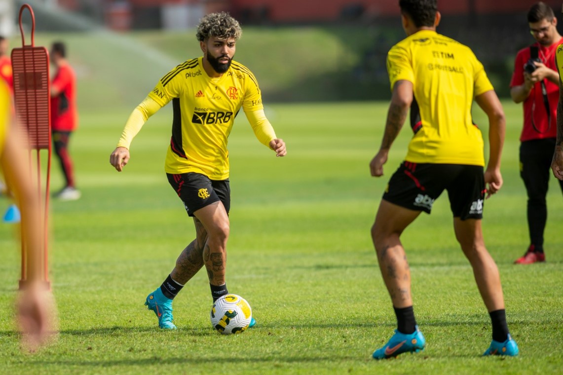 Fla, Flu, Corinthians e São Paulo em campo; confira os jogos de hoje e onde assistir