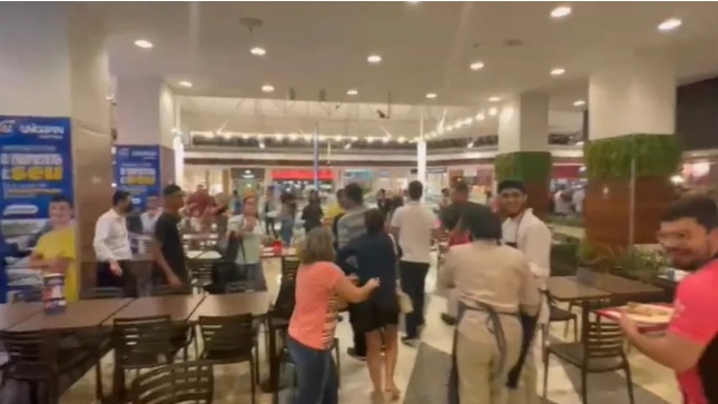 VÍDEO: Estouro em praça de alimentação de shopping causa tumulto e assusta clientes; ASSISTA