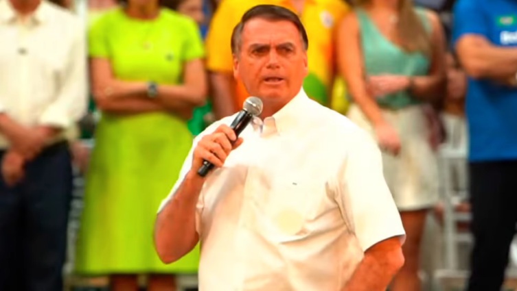 Bolsonaro convoca protestos para 7 de Setembro e chama ministros do STF de “surdos de capa preta”