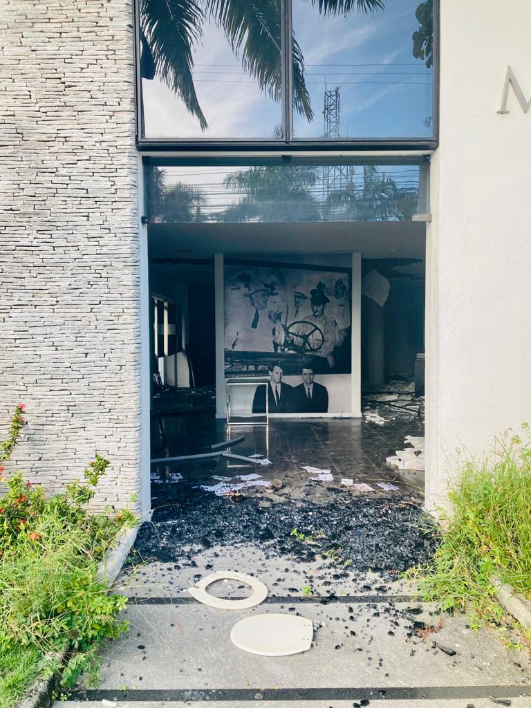 Imagens mostram prédio do Memorial Aluízio Alves destruído