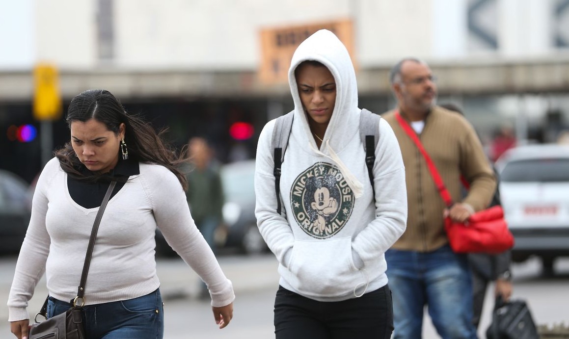 Frio em Natal? Meteorologista explica porque temperaturas estão mais baixas