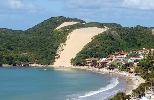 MP investiga despejo de entulhos e pedaços de concreto próximo ao Morro do Careca