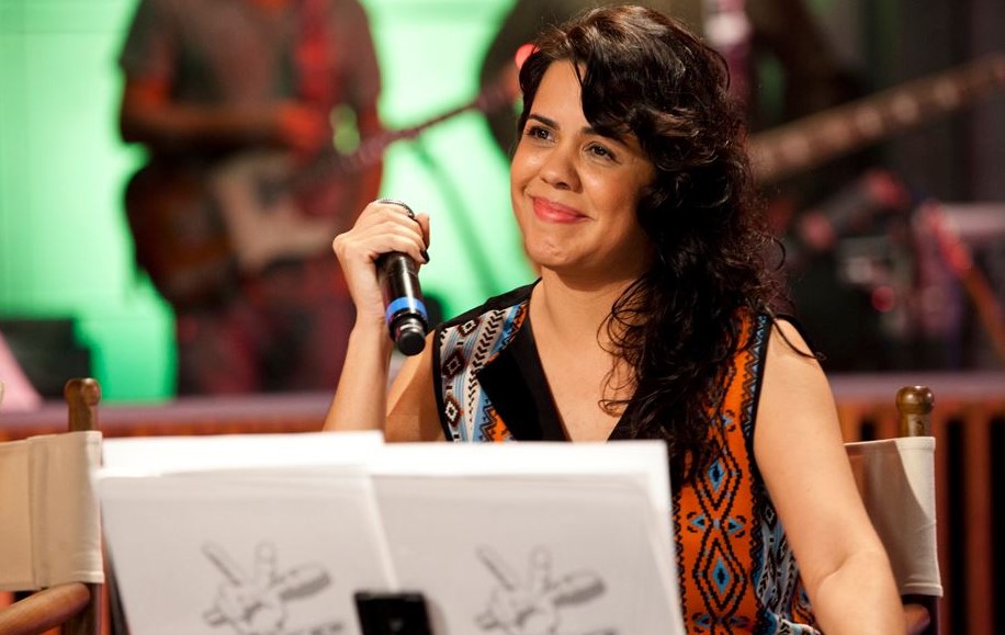 Cantora potiguar descobre câncer e pede ajuda na internet para fazer tratamento