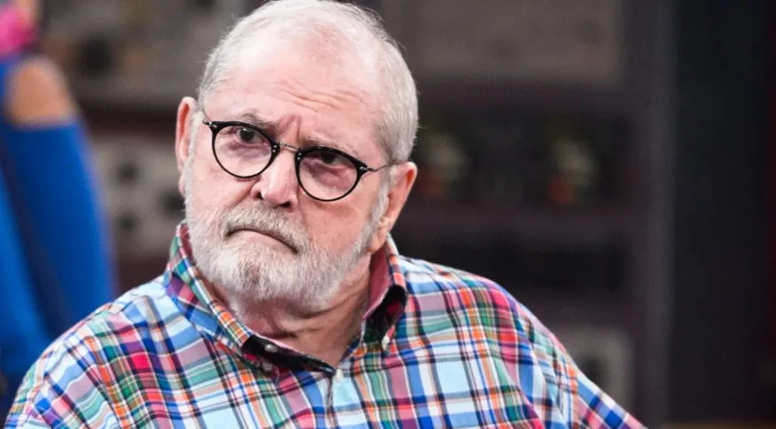 Morre ator, humorista e apresentador que fez história na TV brasileira