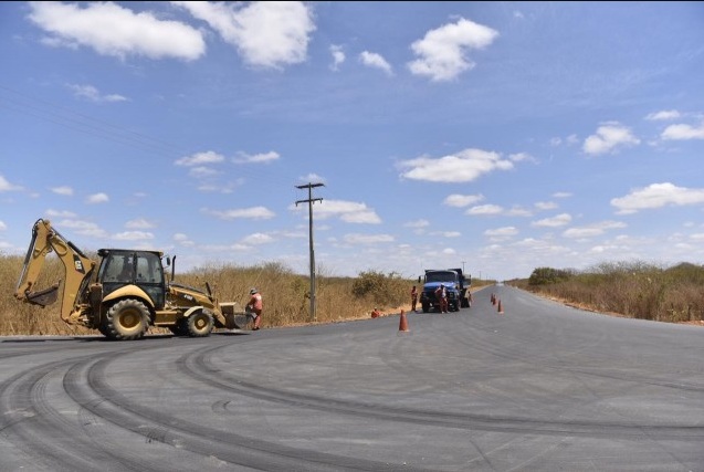 Obras da Estrada do Melão devem iniciar em duas semanas, diz Girão