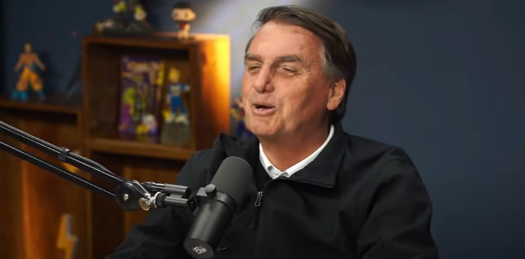 Bolsonaro minimiza compra de prótese peniana e Viagra pelo Exército: “Só tem uns 20 brochas”