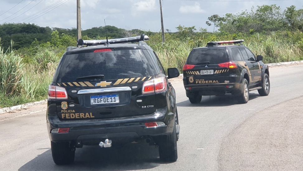 PF desarticula organização criminosa que pretendia resgatar líderes de facção em presídios federais