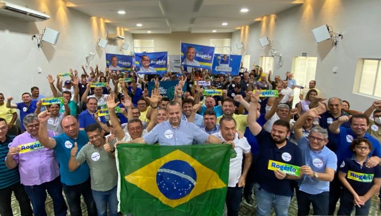 "Rogério Marinho transformou o RN e trouxe quase R$ 3 bilhões em obras para o Estado", diz prefeito de Caicó
