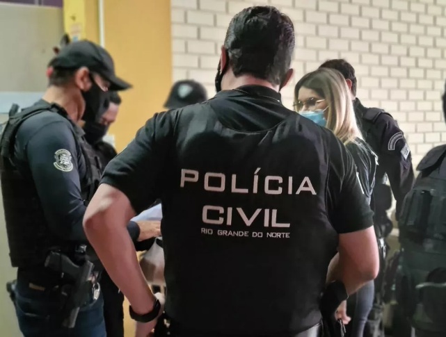 Polícia Civil cumpre mandado contra suspeito por extorsão contra mais de três mil mulheres