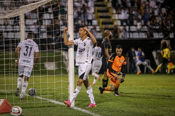 ABC vence o Figueirense e sai na frente em fase decisiva na Série C