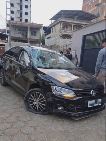 Motorista embriagado e sem habilitação atropela cinco crianças
