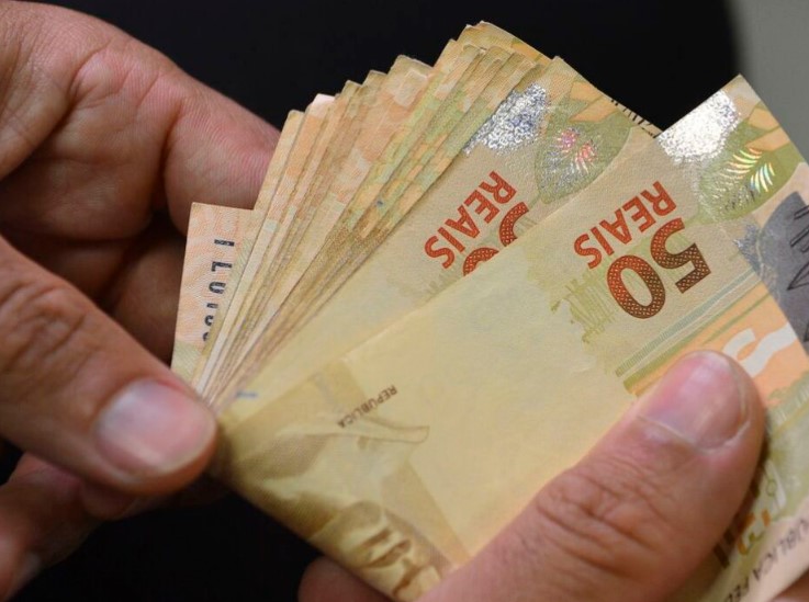 Última parcela de agosto do Auxílio Brasil é paga hoje (22)