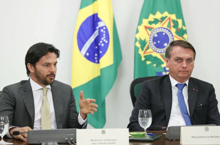 Jair Bolsonaro levará Paulo Guedes e Fábio Faria ao JN