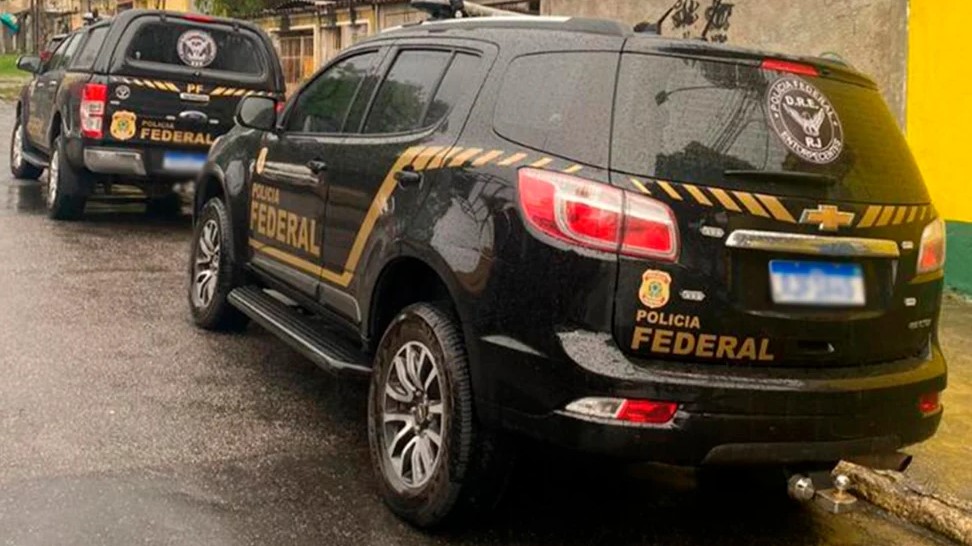 Polícia Federal faz operação contra fraudes cometidas por estudantes de medicina