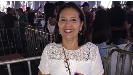 Professora é morta por ex-aluno que queria se vingar dela, diz PM