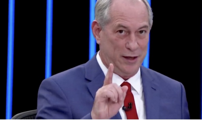 “Candidato Kinder Ovo”, afirma Ciro sobre Lula após entrevista no JN