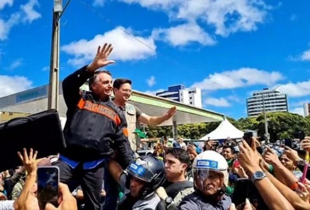 “O mundo sem o Brasil passa fome”, diz Bolsonaro em discurso
