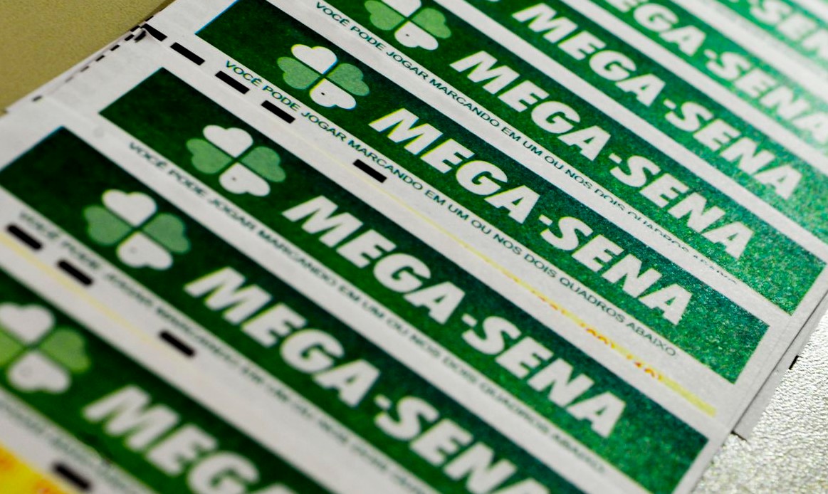 Mega-Sena acumula e prêmio vai a R$ 42 milhões