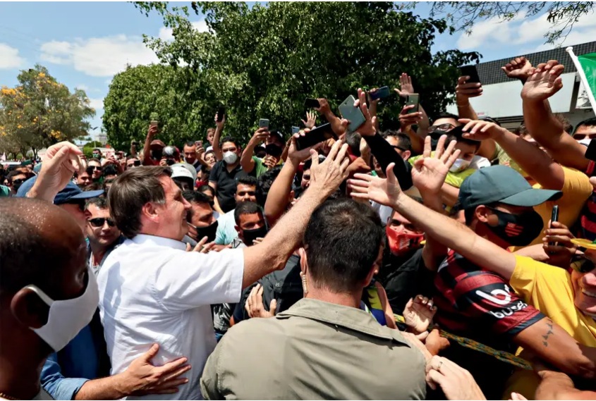 Intenção de votos em Bolsonaro pode estar subnotificada, diz especialista