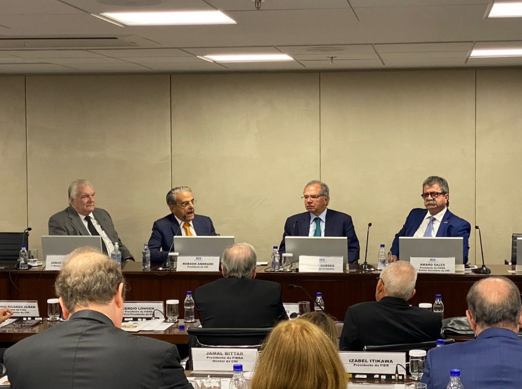 Presidente da FIERN participa de reunião da diretoria da CNI com o ministro da Economia