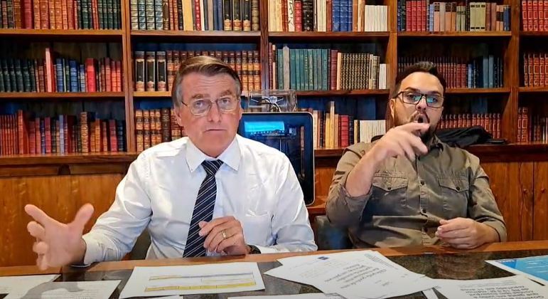 Bolsonaro ironiza declarações de Lula: ‘Falou que foi absolvido até em Marte’