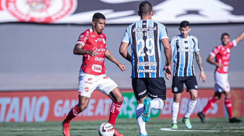 Grêmio em campo e campeonatos internacionais; confira os jogos de hoje e onde assistir