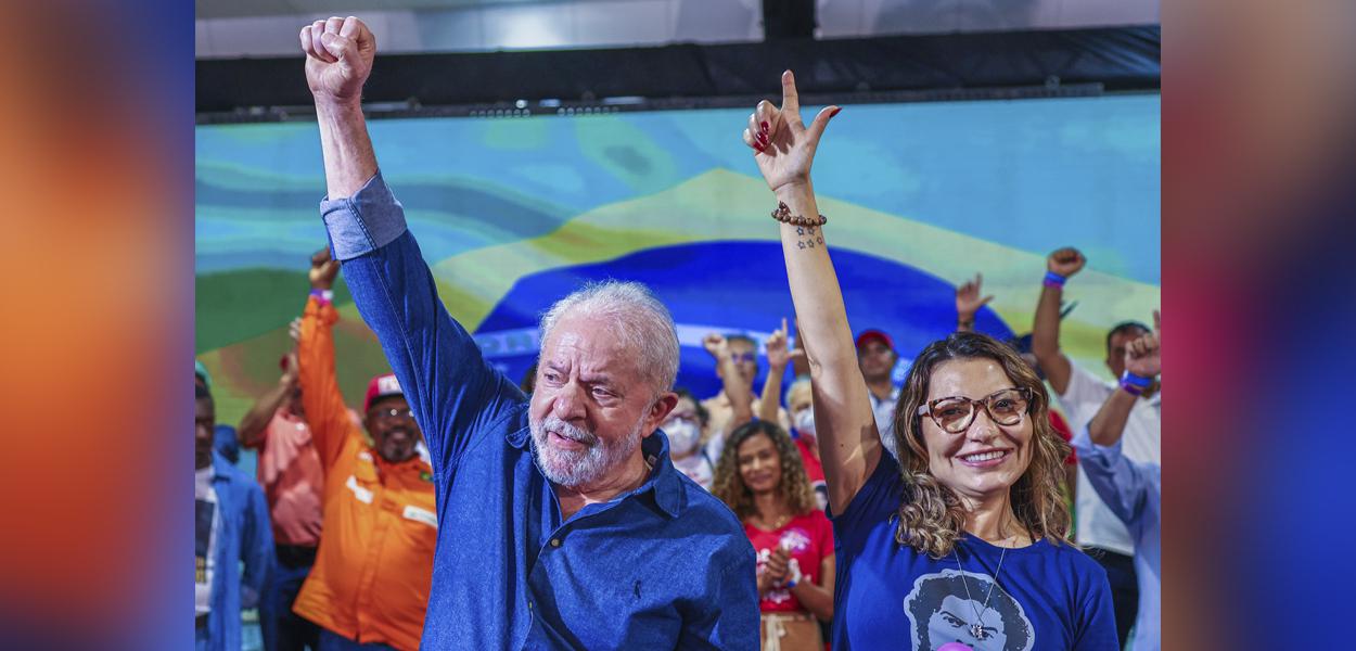 Mulher de Lula ataca Michele Bolsonaro por propaganda: "É muita cara de pau"