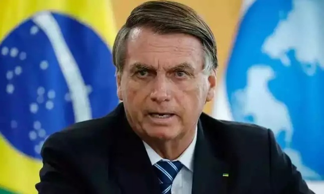 “Se não está roubando, está mentindo”, diz Bolsonaro sobre Lula