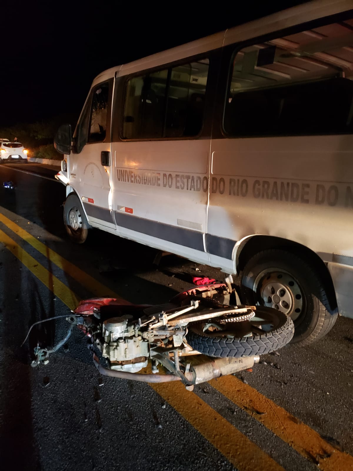 Acidente entre Van e moto deixa motociclista morto na BR-226, no RN