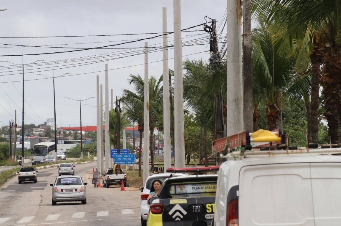 Obras de requalificação na Avenida Felizardo Moura são iniciadas