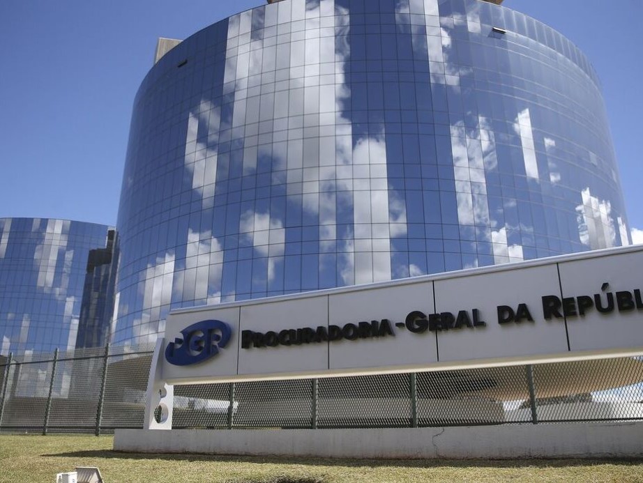 PGR pede que Supremo encerre investigação contra empresários