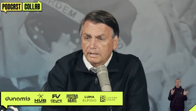 Presidente diz que Adélio esteve em clube de tiro frequentado pela família Bolsonaro antes de facada