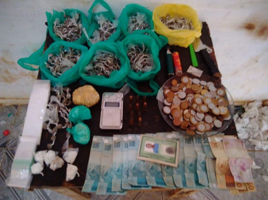 Adolescente é apreendido com quase 900 porções de maconha, cocaína e crack no RN