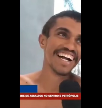 VÍDEO: Homem ri após ser preso por assalto e atirar contra PM: "Agora nós vai ter comida"
