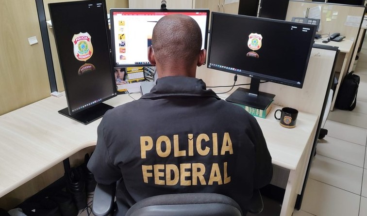 PF prende homem procurado pela justiça quando tentava tirar passaporte