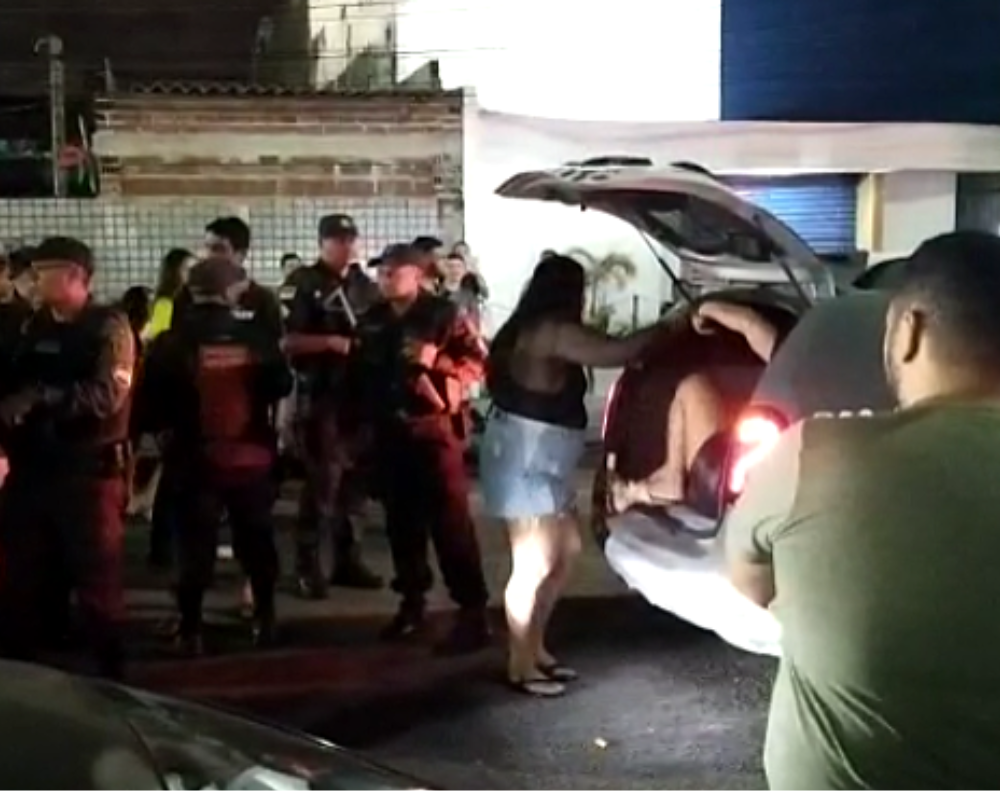 Três mulheres são presas suspeitas de furtarem celulares durante evento de Bolsonaro em Natal