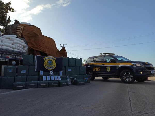 PRF apreende 1 tonelada de cocaína na Grande Natal