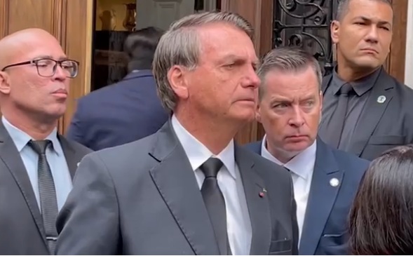 Bolsonaro participa de funeral da rainha Elizabeth II