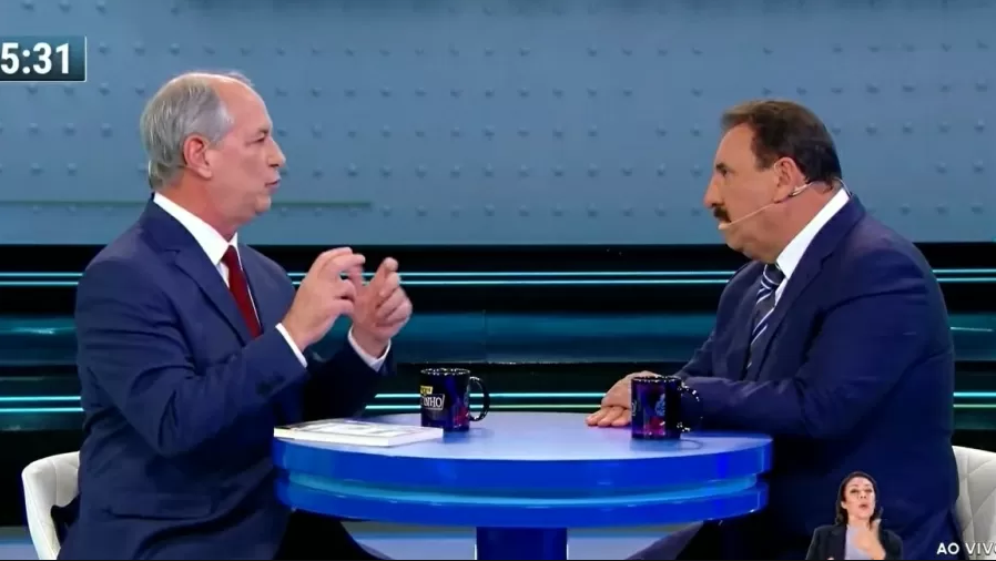 ‘O PT, se você deixar, bate sua carteira’, diz Ciro no programa do Ratinho