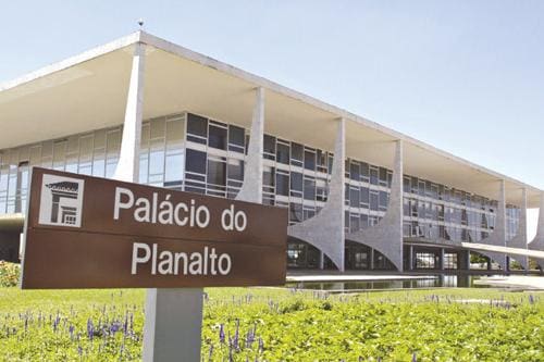Governo sanciona pacote trabalhista para mulheres