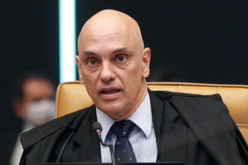 Delegados da PF denunciam Alexandre Moraes por “abuso de autoridade”