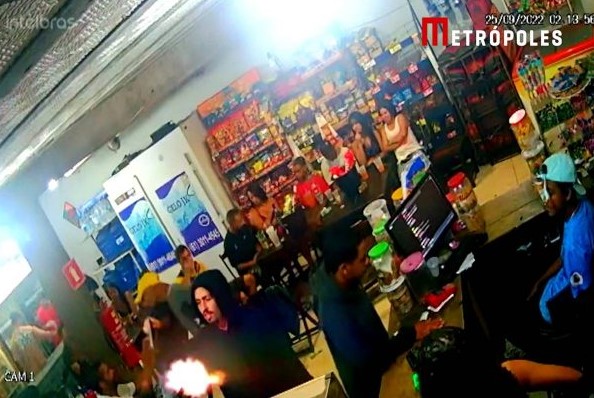 VÍDEO: Homem morre baleado ao defender mulher de assédio em bar