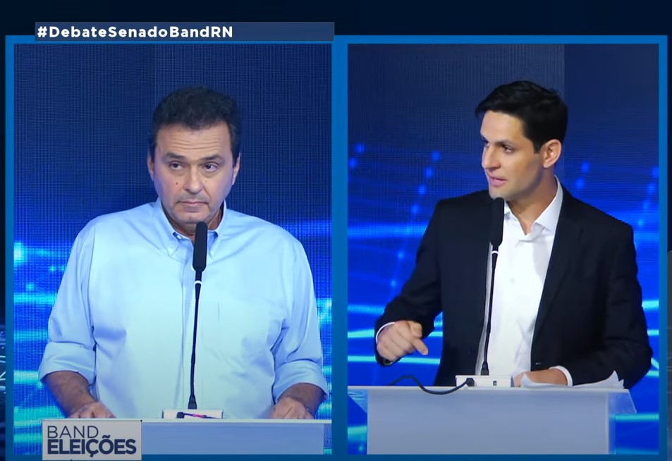 Carlos define reformas como “justas” e Rafael aponta que ele quer enganar o eleitor