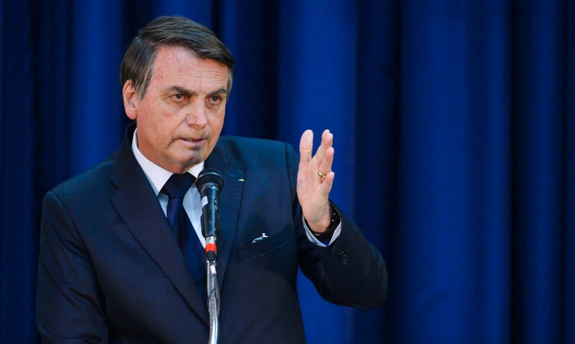Bolsonaro confirma ida ao debate da Globo: 'vou entrar na sala do capeta'