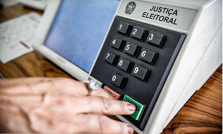 Erros de pesquisas de intenção de voto mancham credibilidade de institutos, dizem especialistas