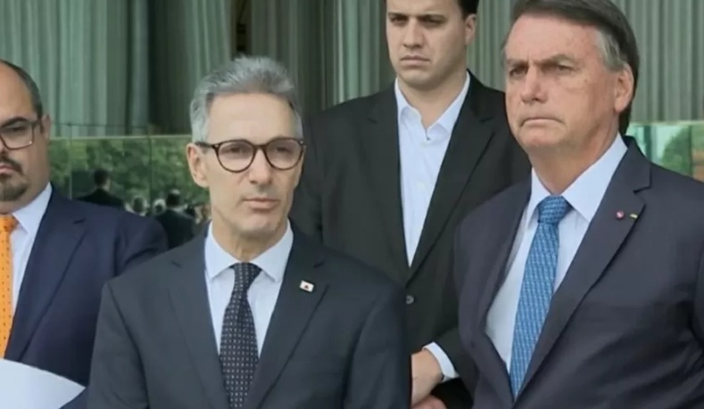 Zema oficializa apoio a Bolsonaro: 'Colocamos divergências de lado'