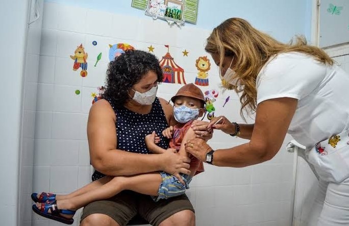 Prefeitura realiza o Vacinando com Natal com imunizantes da tríplice viral, varicela e pólio